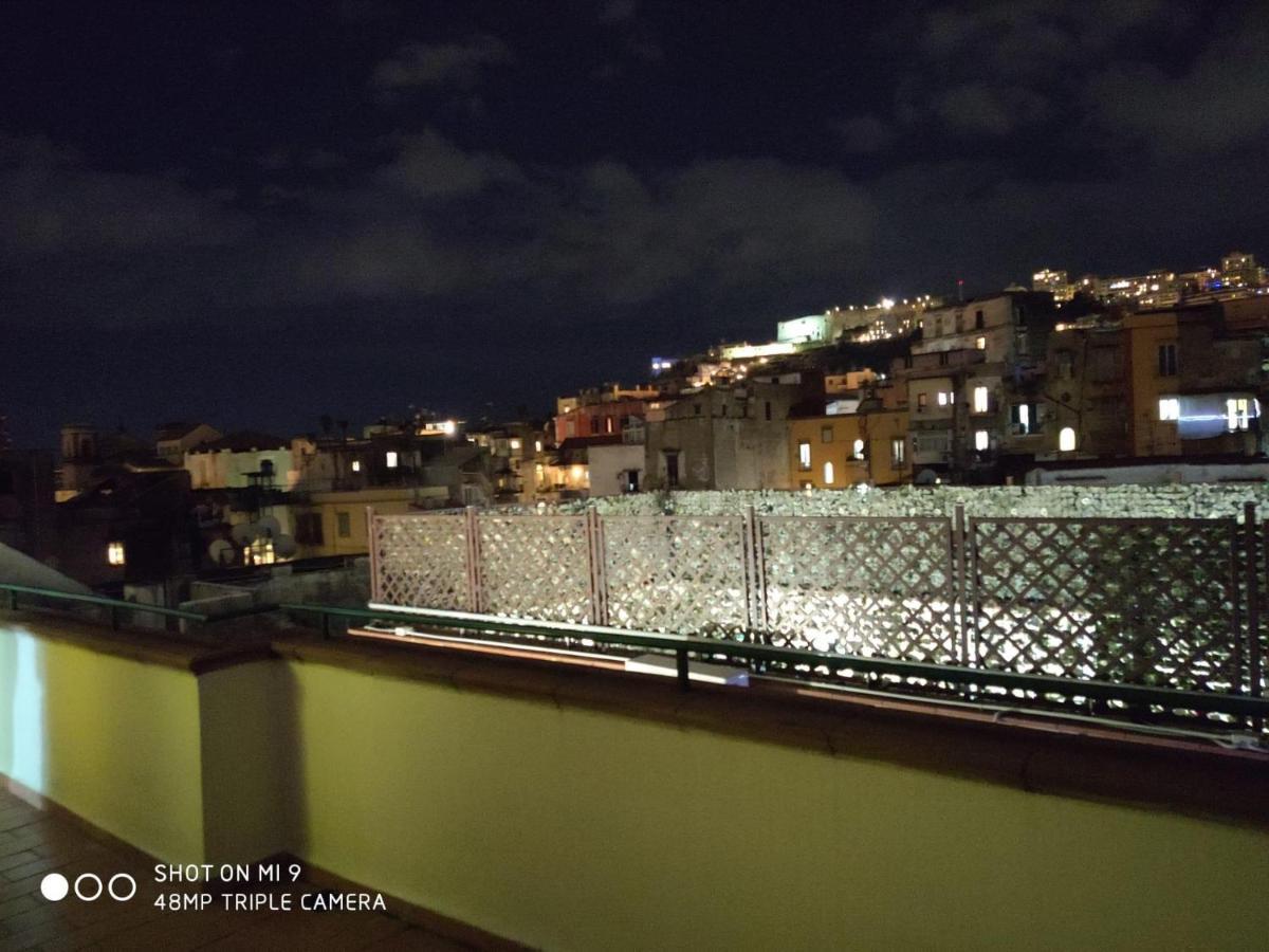 La Dimora Di Bronzo Hotel Naples Exterior photo